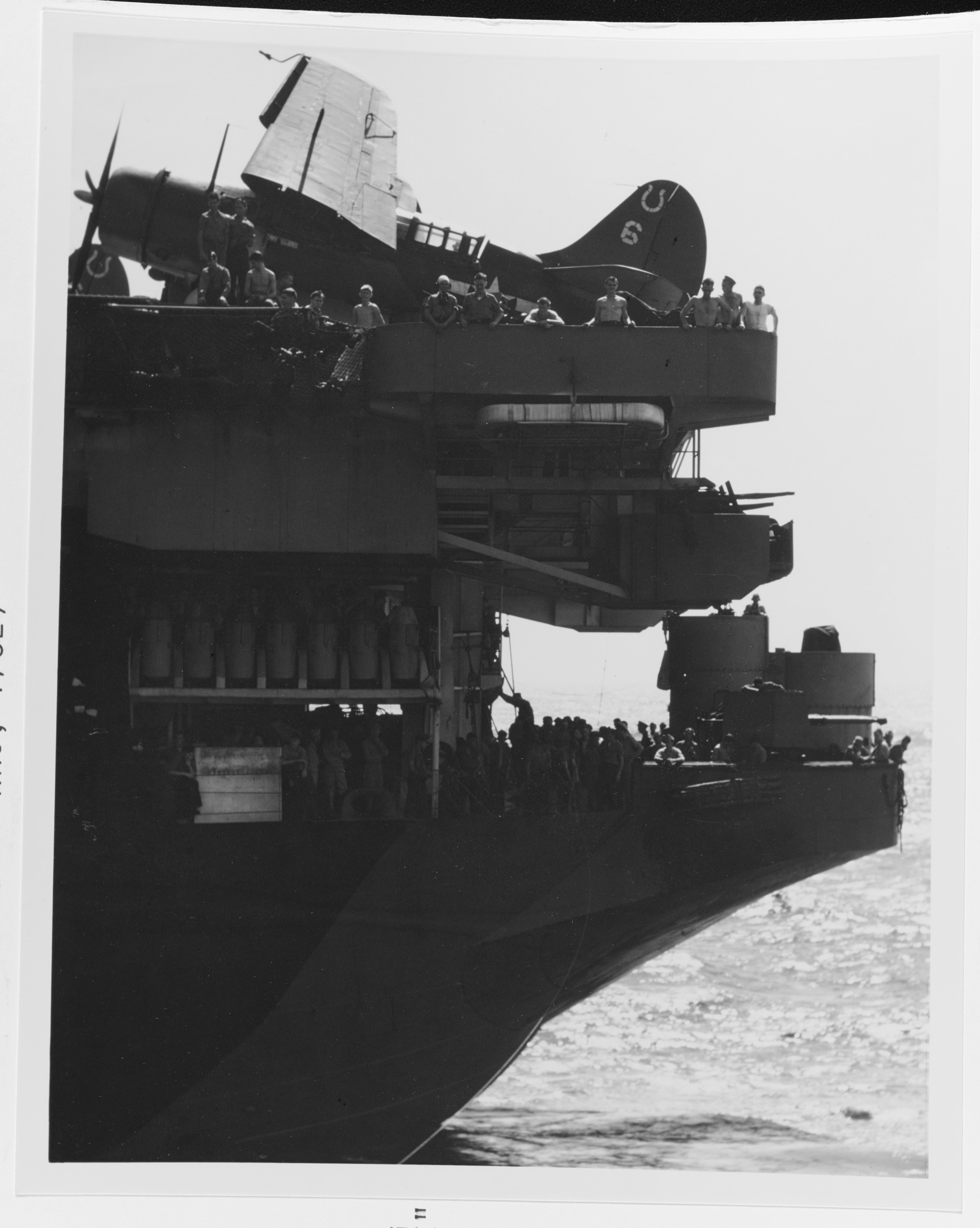 USS HANCOCK (CV-19)