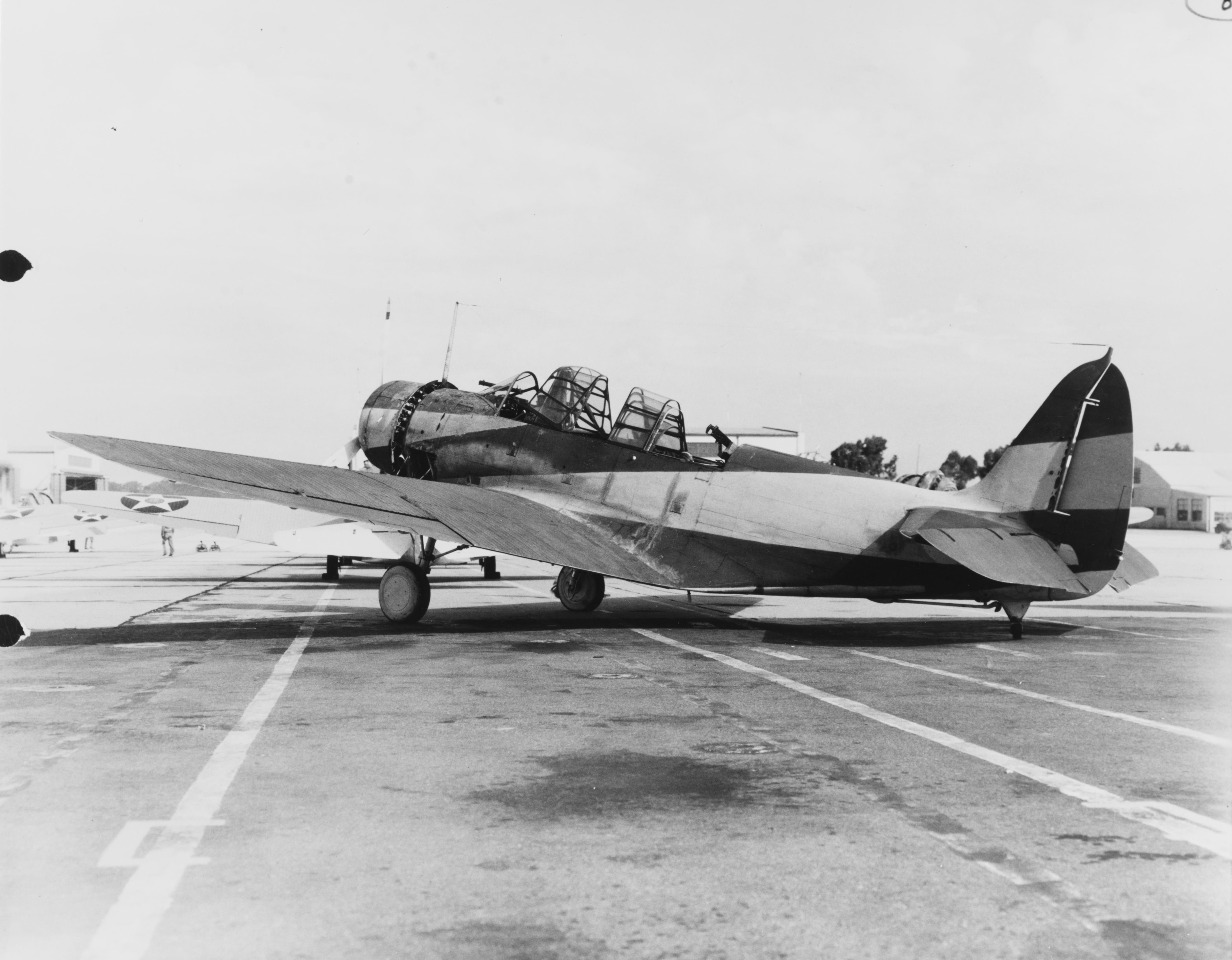 Photo #: 80-G-19229 Douglas TBD-1 Devastator torpedo plane Drops a Mark XIII torpedo during exercises in the Pacific, 20 October 1941. This plane is aircraft number 6-T-10, from Torpedo Squad