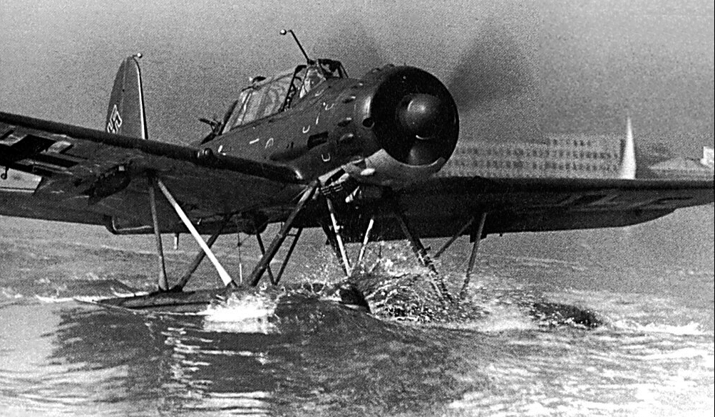 Arado 196