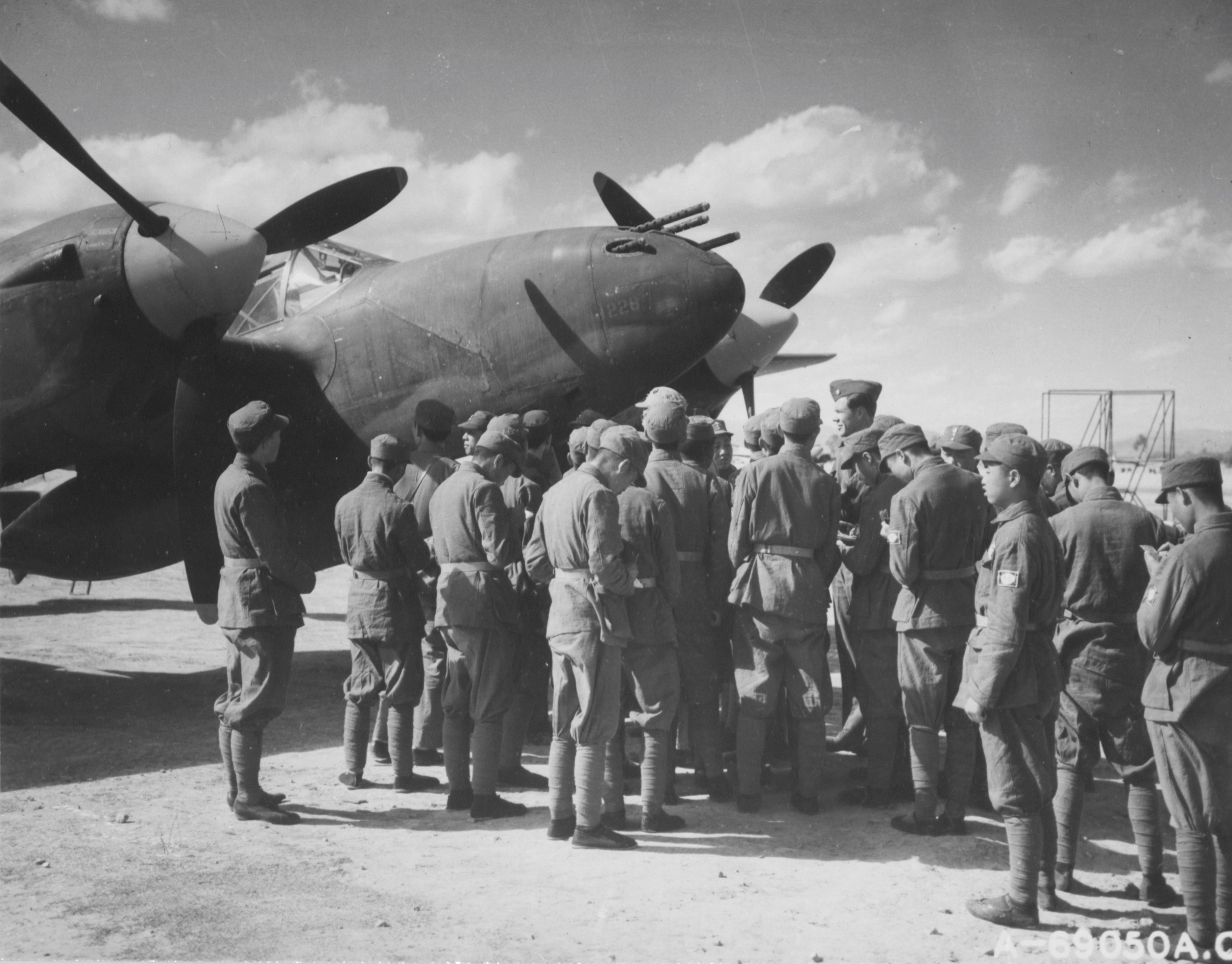 Training Chinese aircraft spotters