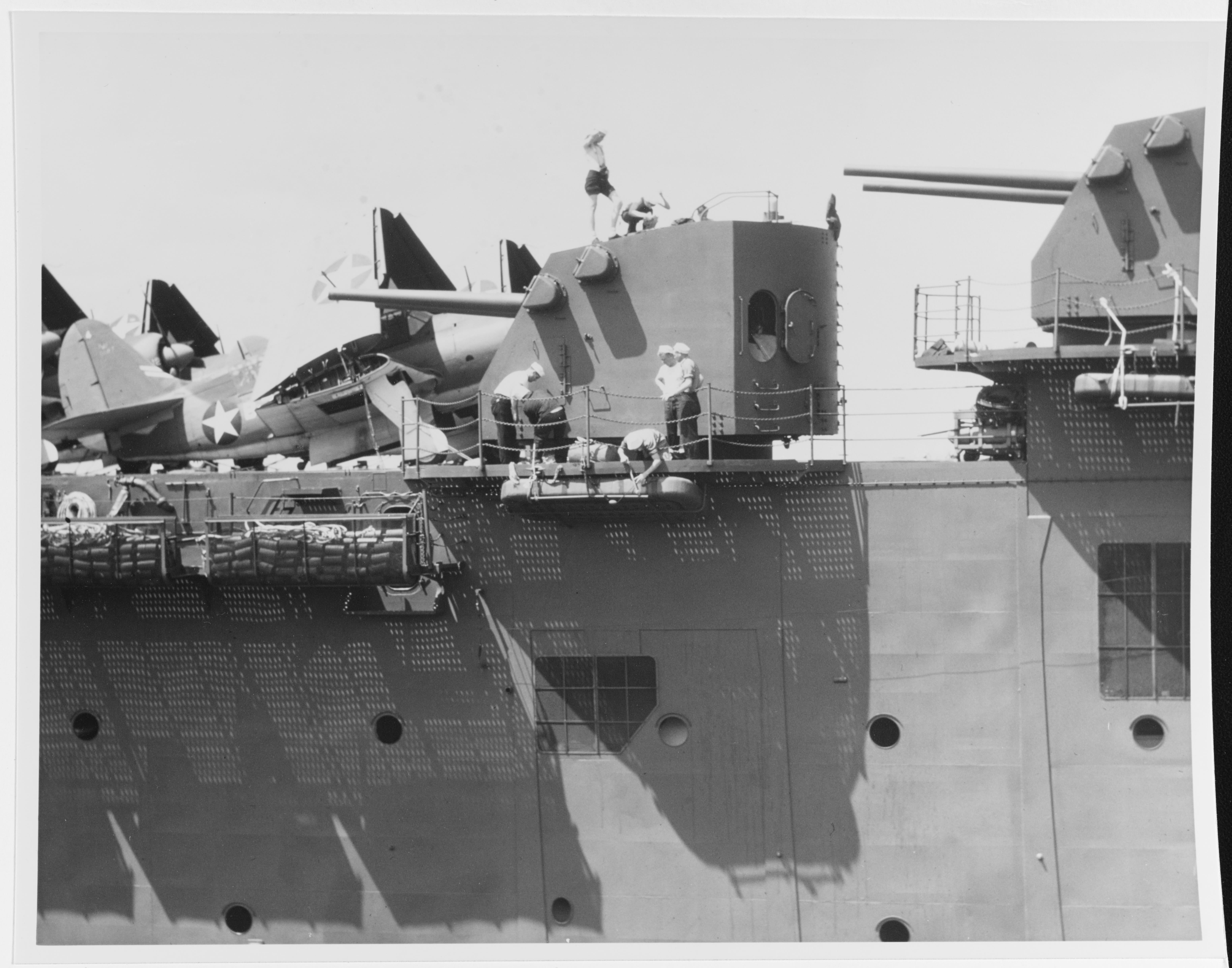 USS YORKTOWN (CV-10)