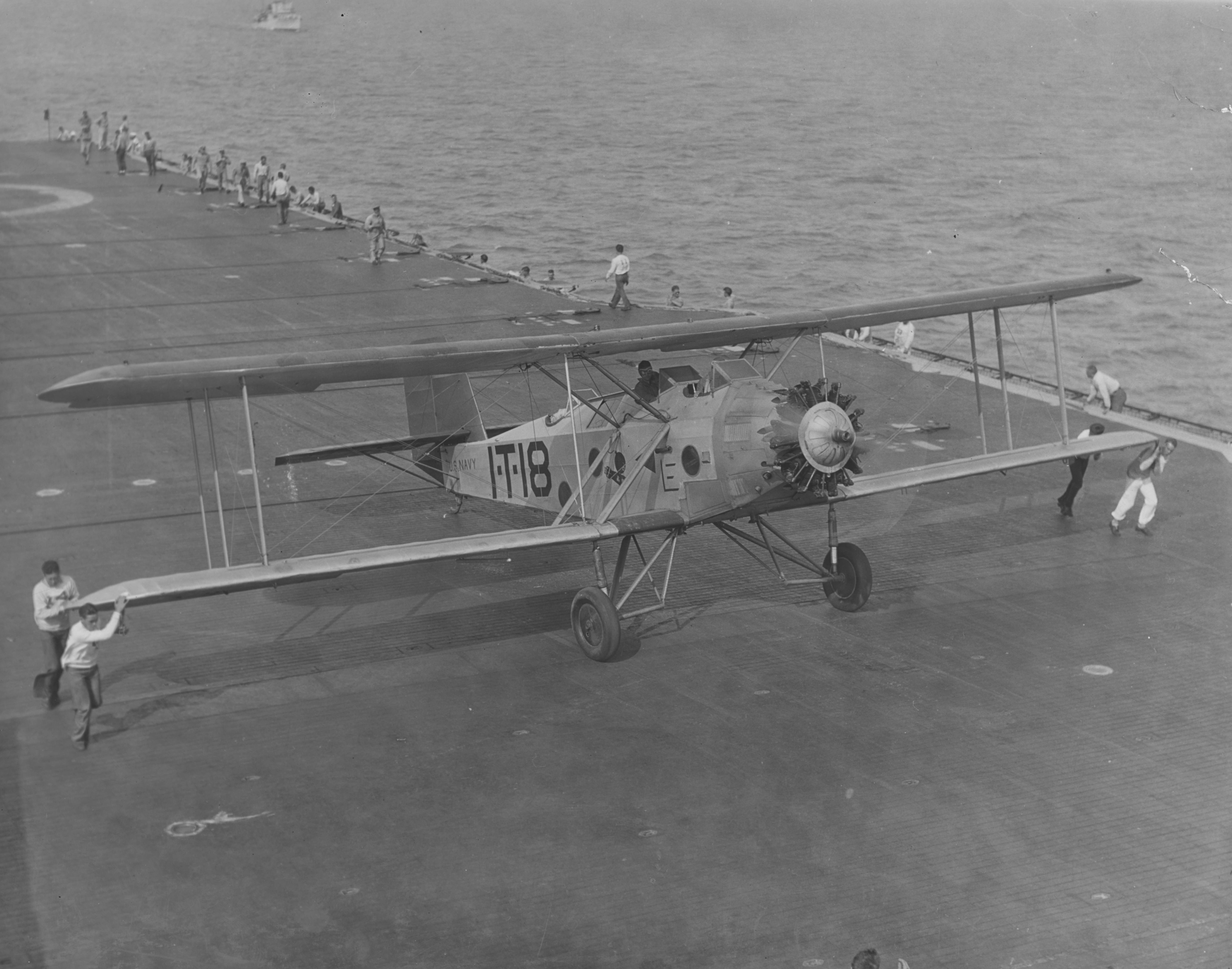 Martin T4M-1 torpedo bomber