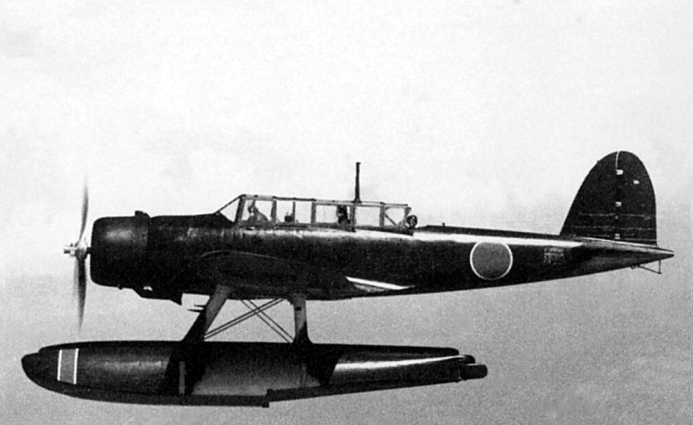 Aichi E13A